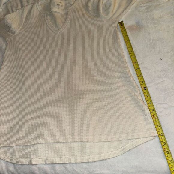 Anthropologie T.La Cream White Keyhole Thermal Waffle Long Sleeve XS EUC - Picture 9 of 11